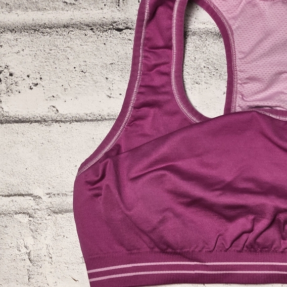 Champion Women's Pink Sports Bra - Picture 3 of 6